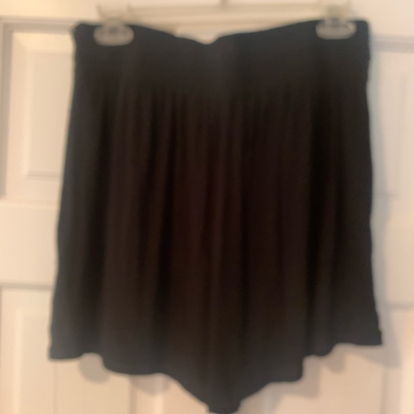 Anthropologie Kimchi Blue Flowy Shorts - Picture 2 of 6